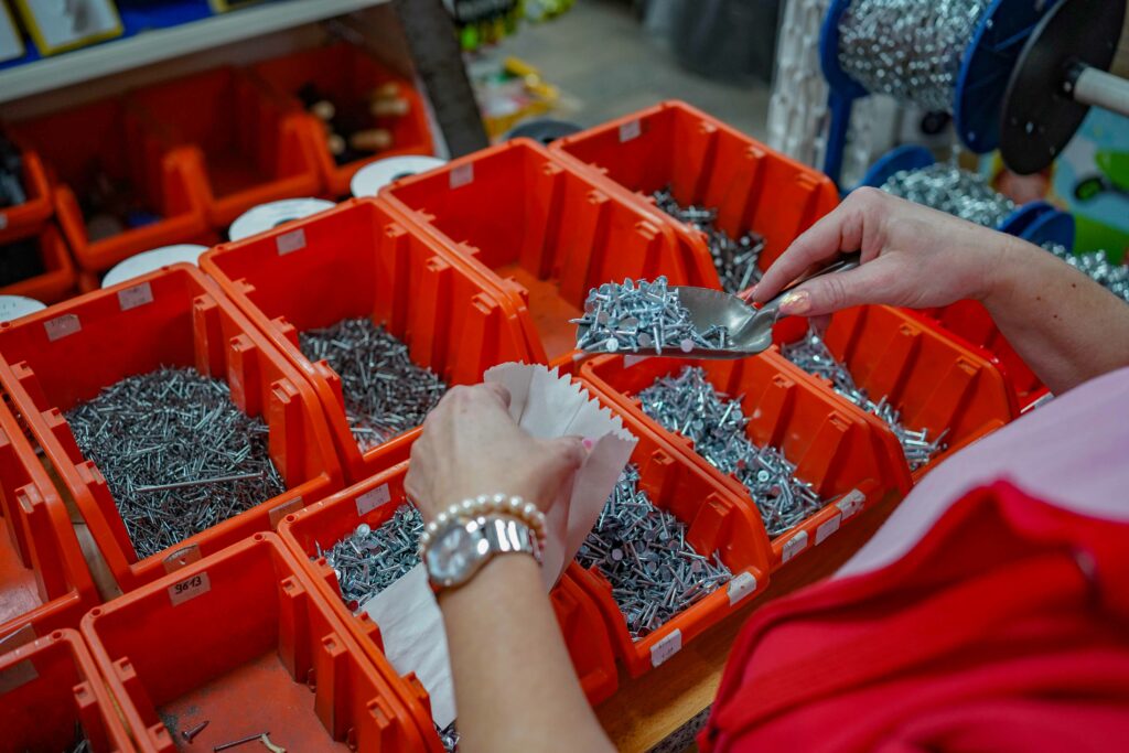 Predaj klincov, skrutkov, najväčší výber v okolí Tornaľa